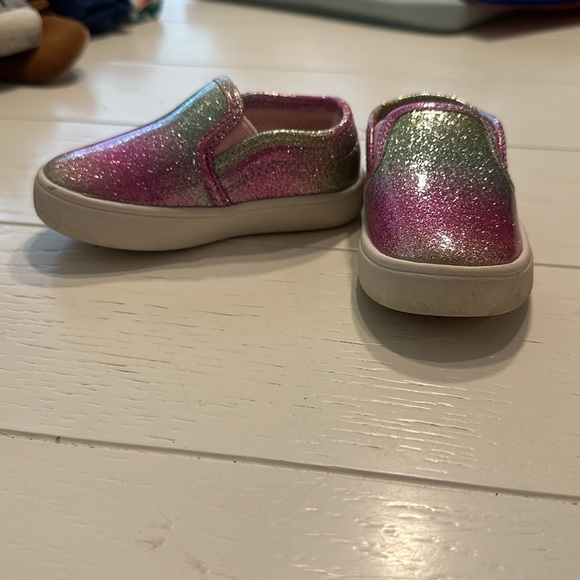 3/$25 Carter’s rainbow glitter slip on size 4 - Picture 3 of 5